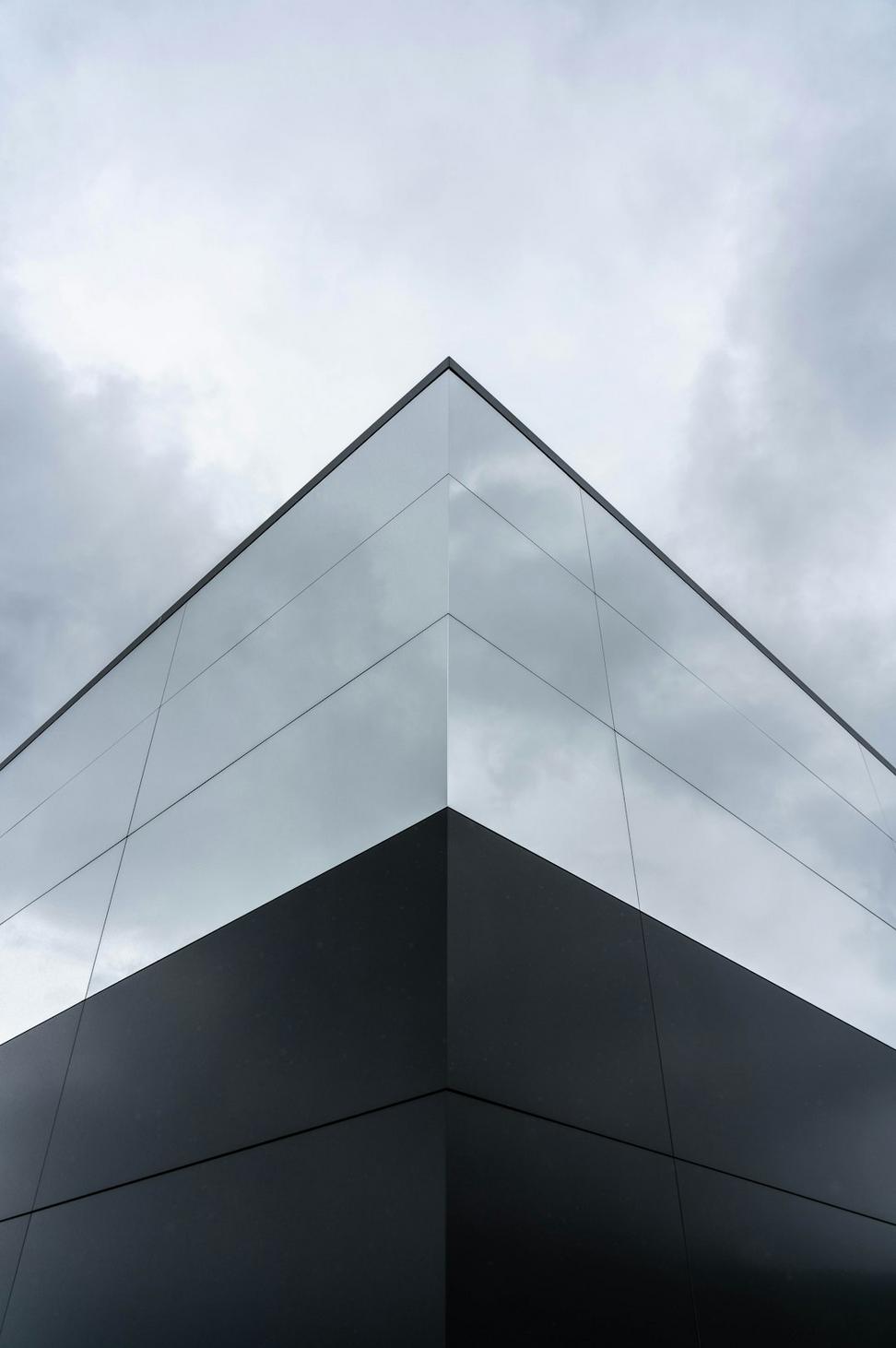 Retail storefront